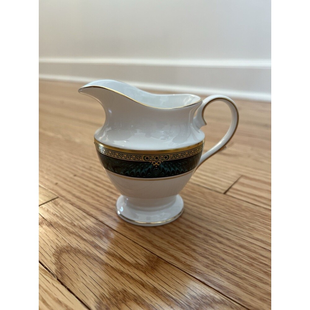 Vintage Lenox “Classic Edition” Creamer Mint Condition Fine Bone China Made USA